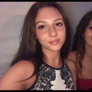 Meet your Posher, Leeanne